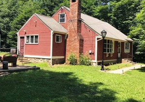 Vacation Home In Poconos on 80 acres! Private Lake