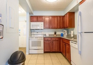Wyndham Skyline Tower - 1 Bedroom Suite