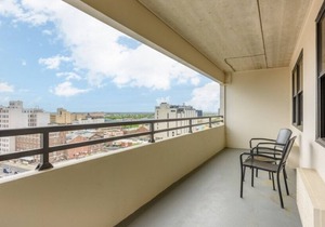 Wyndham Skyline Tower - 1 Bedroom Suite