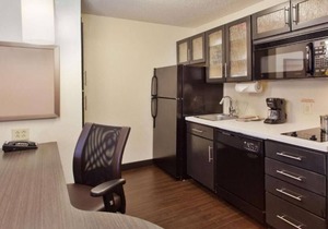 Your Home Away From Home! 2 Amazing units w/ Kitchen. Near Buffalo Ridge Park