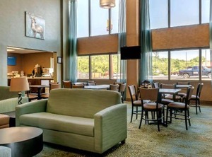 Comfort Inn Grove | Pine Grove