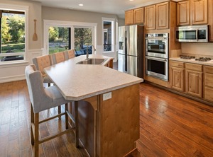 Fabulous Waterfront Ideal Friends | Sagle