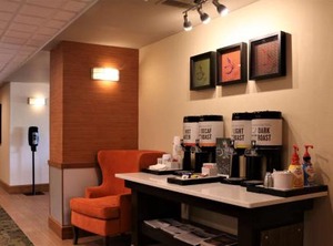 Hampton Inn Suites | Fremont