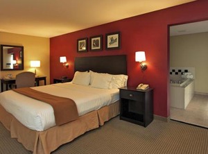 Holiday Inn Express Hotel Defiance Ihg | Defiance