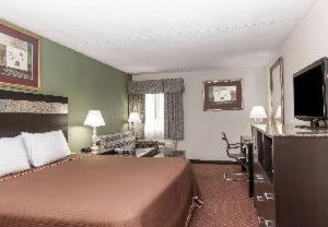 Howard Johnson | Newark