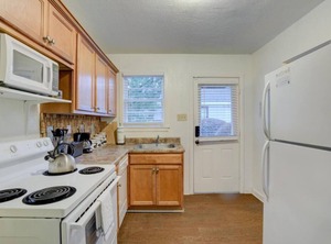 Cottage | Midtown