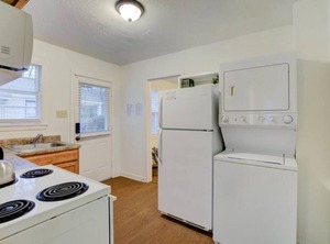 Cottage | Midtown