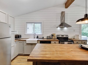 Locust Cottage | Locust Lake Village