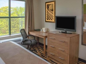 Quality Wright Norfolk Airport | Northwest