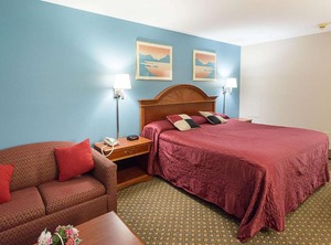 Rodeway Inn Milford | Milford