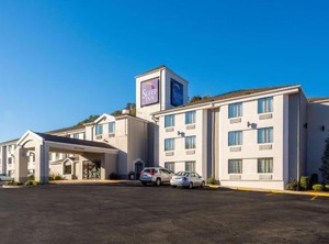Inn Charleston | Big Chimney