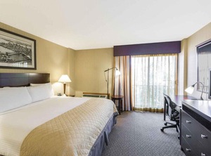 Wyndham Garden Hotel Newark Airport | Newark