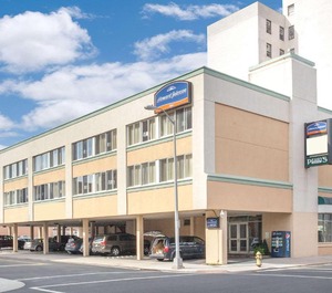 Howard Johnson 