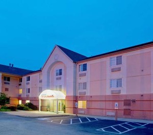 Sonesta Suites Pittsburgh Airport 