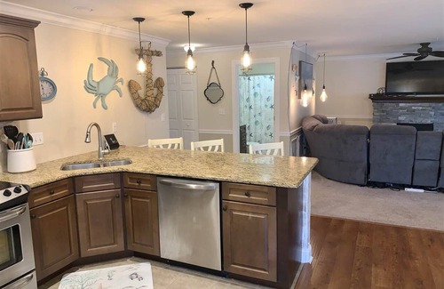 Wildwood Condo | 1.5 blocks from beach/boardwalk-heated pool-private elevator and garage