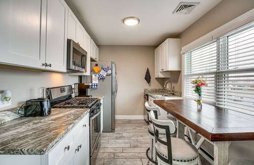 Brigantine Condo | 1 Mi to Marina District! Bright Brigantine Condo