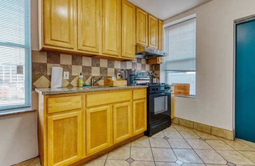 Chinatown Apartment | 102 m² Apartment ∙ 3 bedrooms ∙ 6 guests