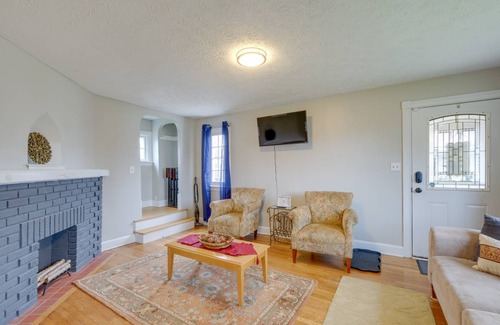 Garfield Heights House | 102 m² House ∙ 3 bedrooms ∙ 5 guests