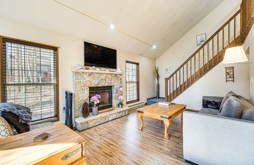 Pocono Lake House | 106 m² House ∙ 2 bedrooms ∙ 8 guests