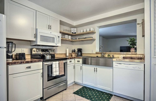 Taylor's Pond Apartment | 107 m² Apartment ∙ 2 bedrooms ∙ 5 guests