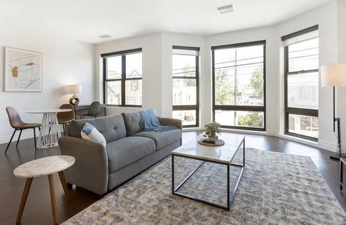 Little Italy Apartment | 107 m² Apartment ∙ 2 bedrooms ∙ 4 guests