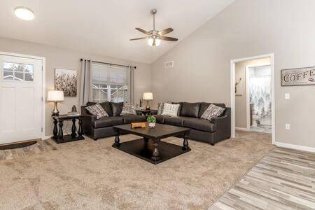Hamilton House | 111 m² House ∙ 3 bedrooms ∙ 8 guests