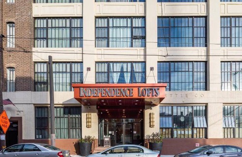 West Poplar Apartment | 111 m² Serviced apartment ∙ 3 bedrooms ∙ 6 guests