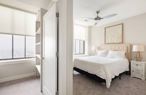 Downtown Baltimore Apartment | 112 m² Apartment ∙ 2 bedrooms ∙ 6 guests