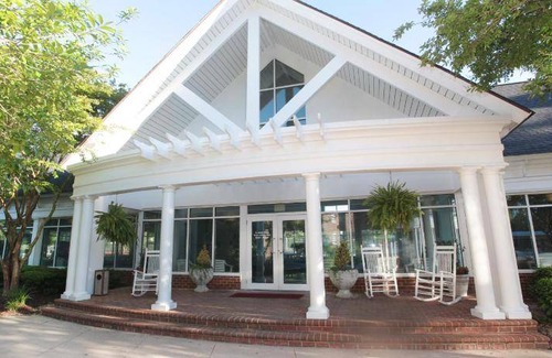 Williamsburg Resort | 112 m² Resort ∙ 4 bedrooms ∙ 127 guests