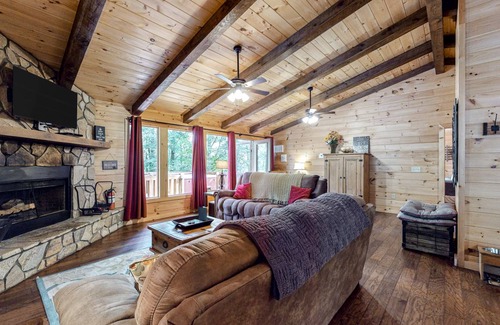 Aska Cabin | 113 m² Cabin ∙ 2 bedrooms ∙ 6 guests