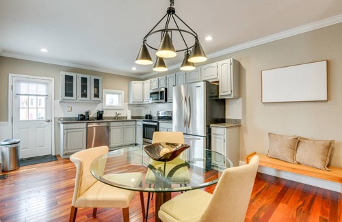Downtown Baltimore Apartment | 119 m² Apartment ∙ 2 bedrooms ∙ 8 guests