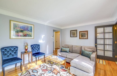South Euclid House | 120 m² House ∙ 3 bedrooms ∙ 5 guests