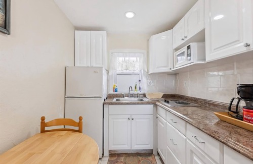 North Wildwood Condo | 1200 Kennedy Dr, Unit 110