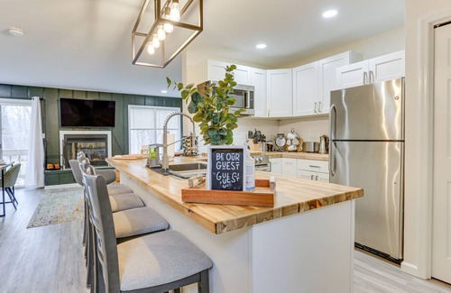 East Stroudsburg Apartment | 127 m² Apartment ∙ 2 bedrooms ∙ 6 guests