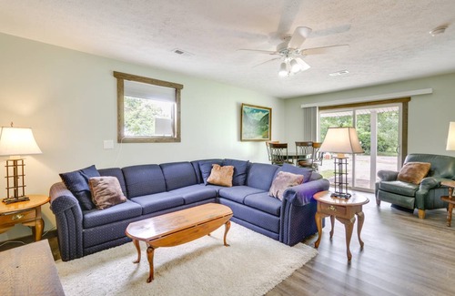 Nelsonville Cottage | 130 m² Cabin ∙ 3 bedrooms ∙ 9 guests