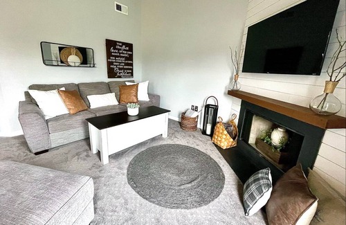 Reading House | 130 m² House ∙ 2 bedrooms ∙ 1 guest