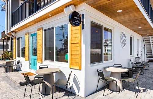 Point Pleasant Beach Hotel | 130 m² Motel ∙ 2 bedrooms ∙ 8 guests