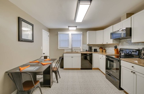 Lincoln Park Apartment | 139 m² Apartment ∙ 2 bedrooms ∙ 6 guests