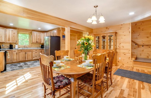 Mount Upton House | 139 m² House ∙ 3 bedrooms ∙ 8 guests