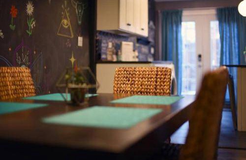 East Allegheny House | 139 m² House ∙ 2 bedrooms ∙ 6 guests