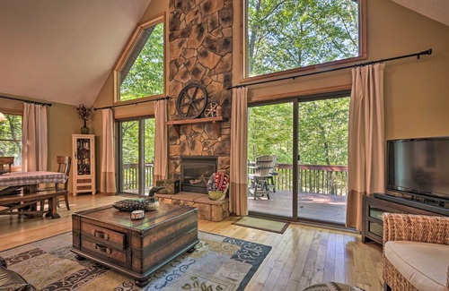 Great Cacapon House | 139 m² House ∙ 3 bedrooms ∙ 8 guests
