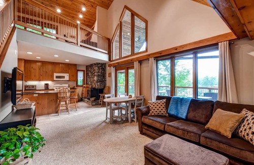 Highland Lakes House | 139 m² House ∙ 3 bedrooms ∙ 8 guests