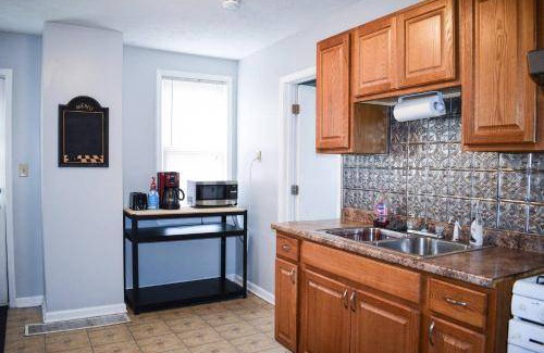Detroit - Shoreway House | 14 m² House ∙ 7 bedrooms ∙ 16 guests