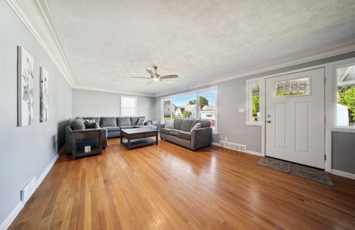Erie House | 152 m² House ∙ 3 bedrooms ∙ 12 guests