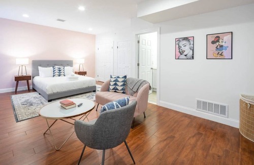 Chinatown Apartment | 167 m² Apartment ∙ 3 bedrooms ∙ 8 guests