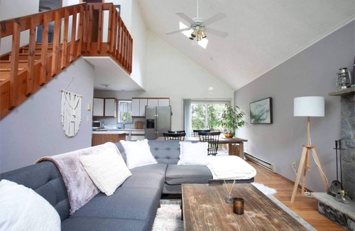 Long Pond Ski Chalet | 177 m² Chalet ∙ 3 bedrooms ∙ 9 guests