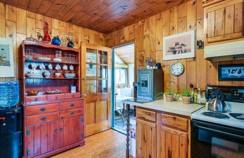 Great Cacapon House | 186 m² House ∙ 3 bedrooms ∙ 11 guests
