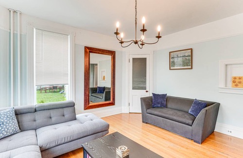 Newburgh House | 190 m² House ∙ 3 bedrooms ∙ 8 guests