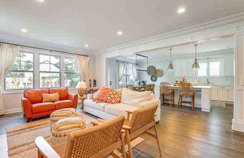 Long Branch House | 203 m² House ∙ 4 bedrooms ∙ 7 guests