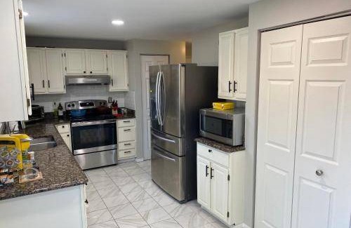 Colesville House | 204 m² House ∙ 4 bedrooms ∙ 8 guests